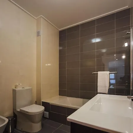 Апартаменты Muralha - By Sch