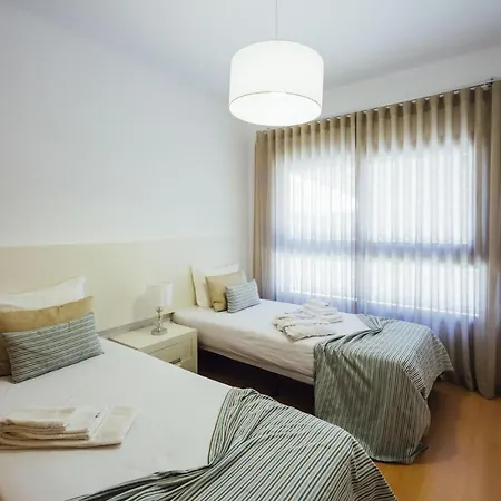 Апартаменты Muralha - By Sch