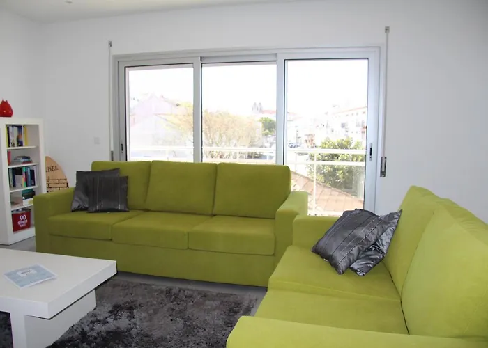 Apartment Muralha - By Sch