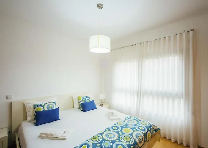 Muralha - By Sch Nazare