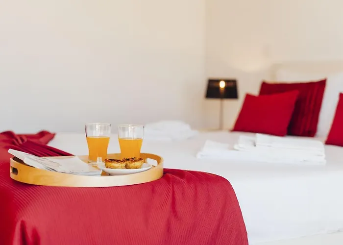 Apartment Muralha - By Sch